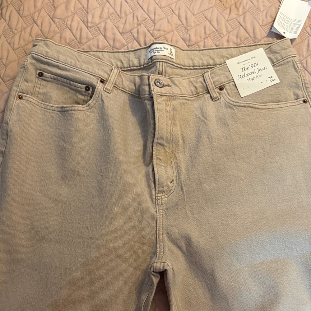 Abercrombie & Fitch High Rise Jeans in Light Tan